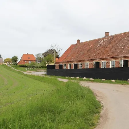 Bed & Breakfast Fattiggaarden Aeroskobing